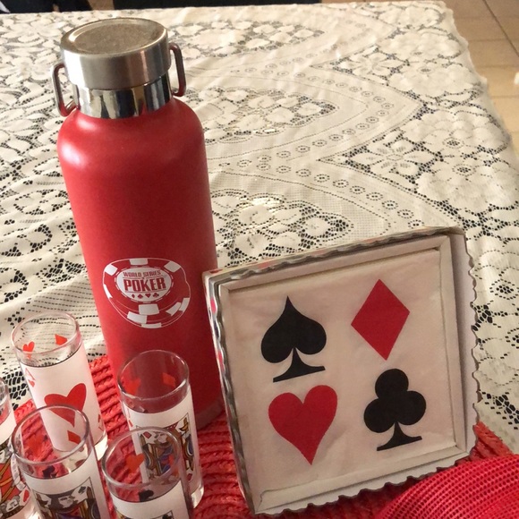 12pc WSOP gaming set for all poker fans! - Picture 6 of 6